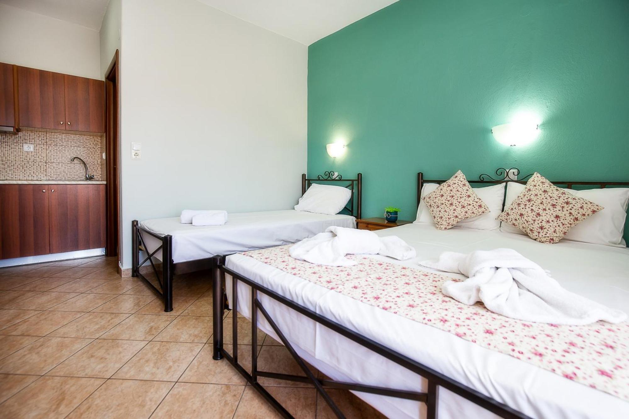 Famelia Lampiris Apartment