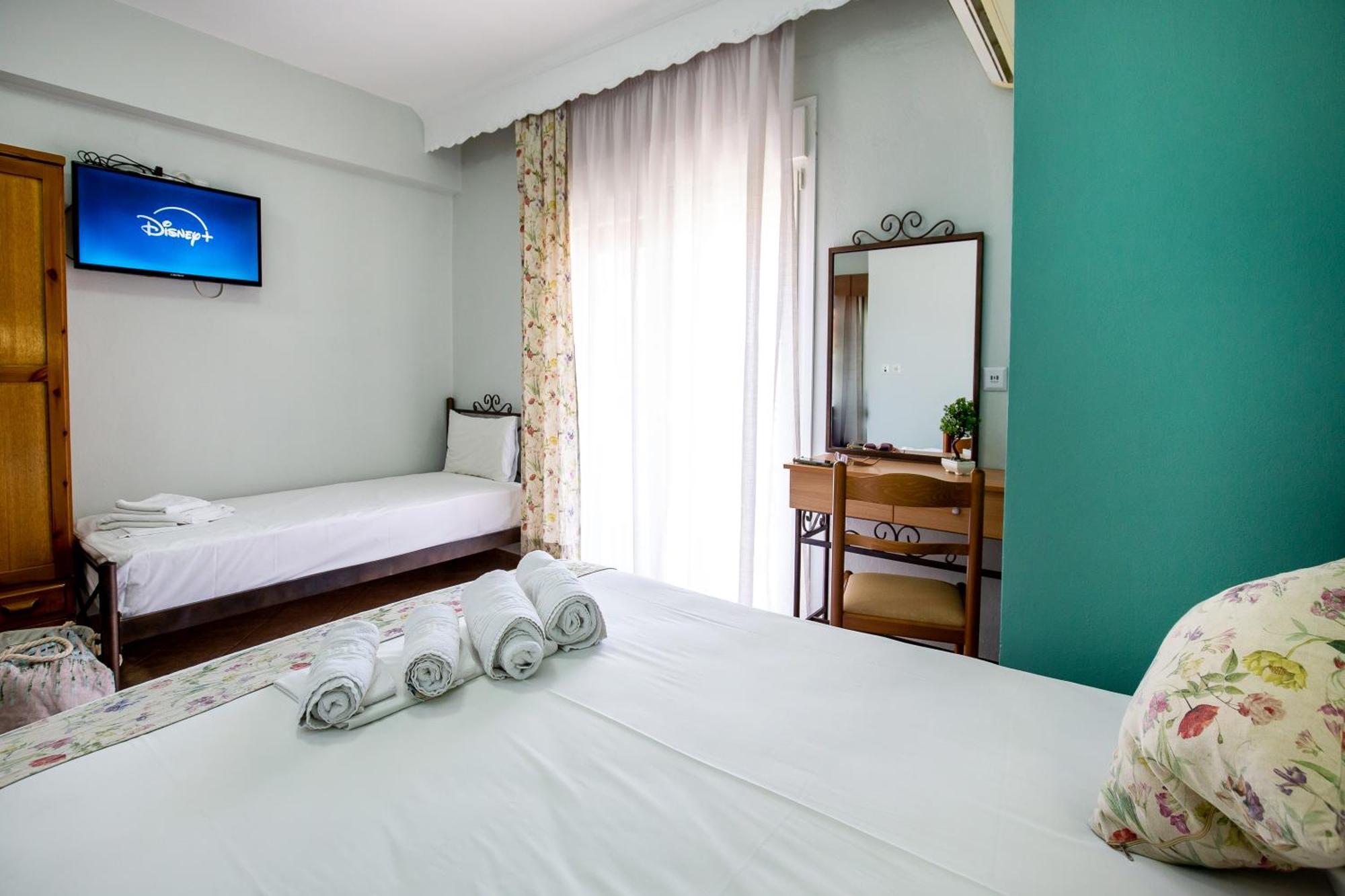 Apartment Famelia Lampiris *