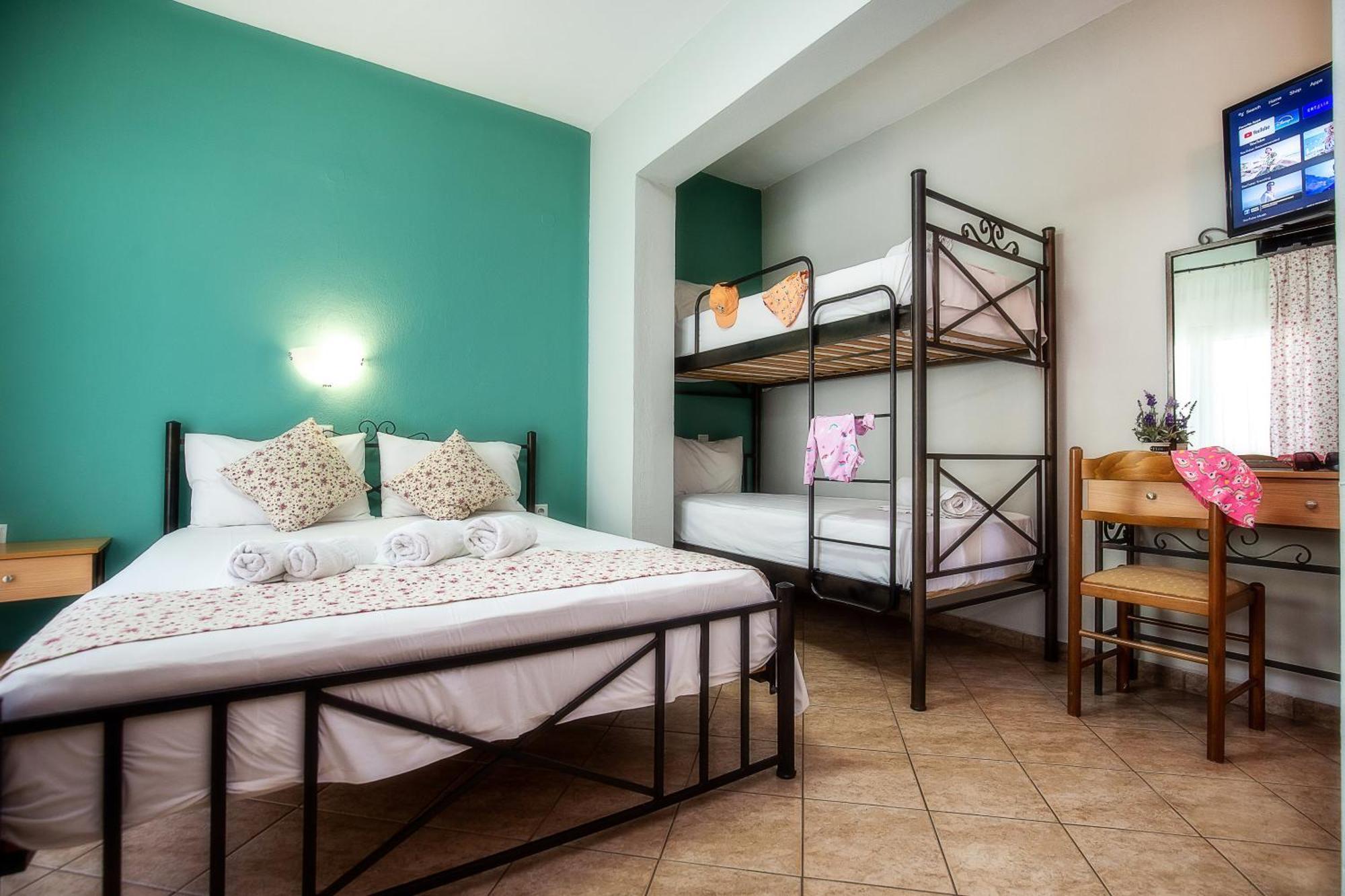 Apartment Famelia Lampiris *