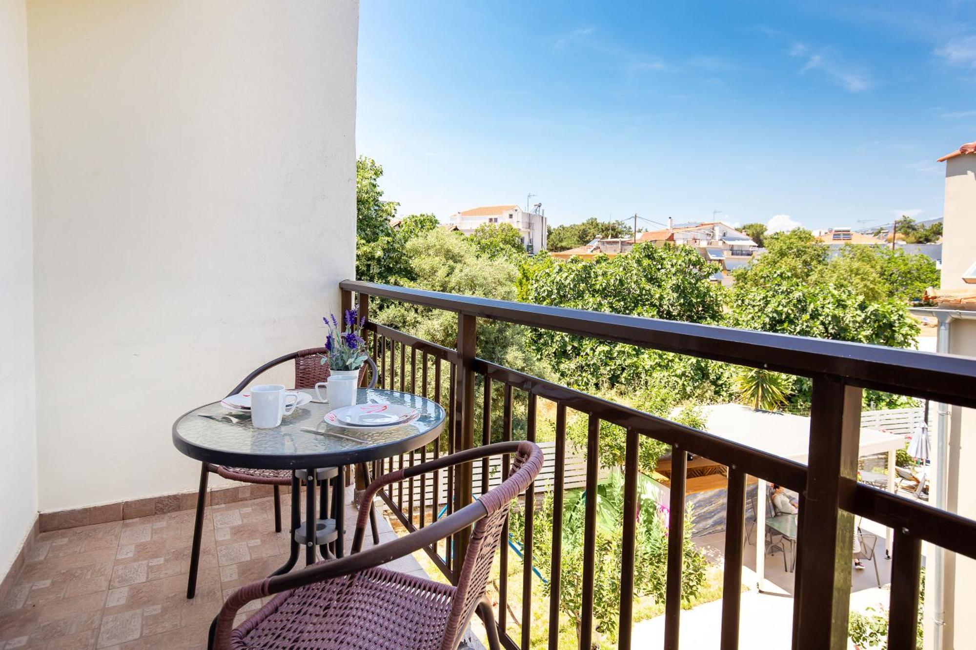 Apartment Famelia Lampiris *
