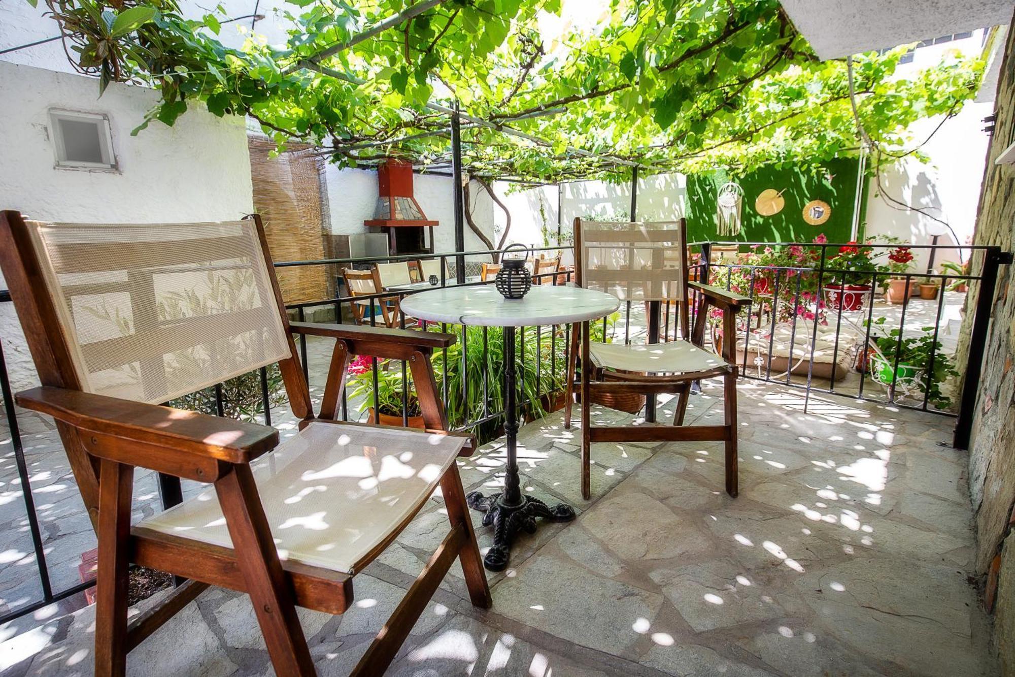 Apartment Famelia Lampiris *