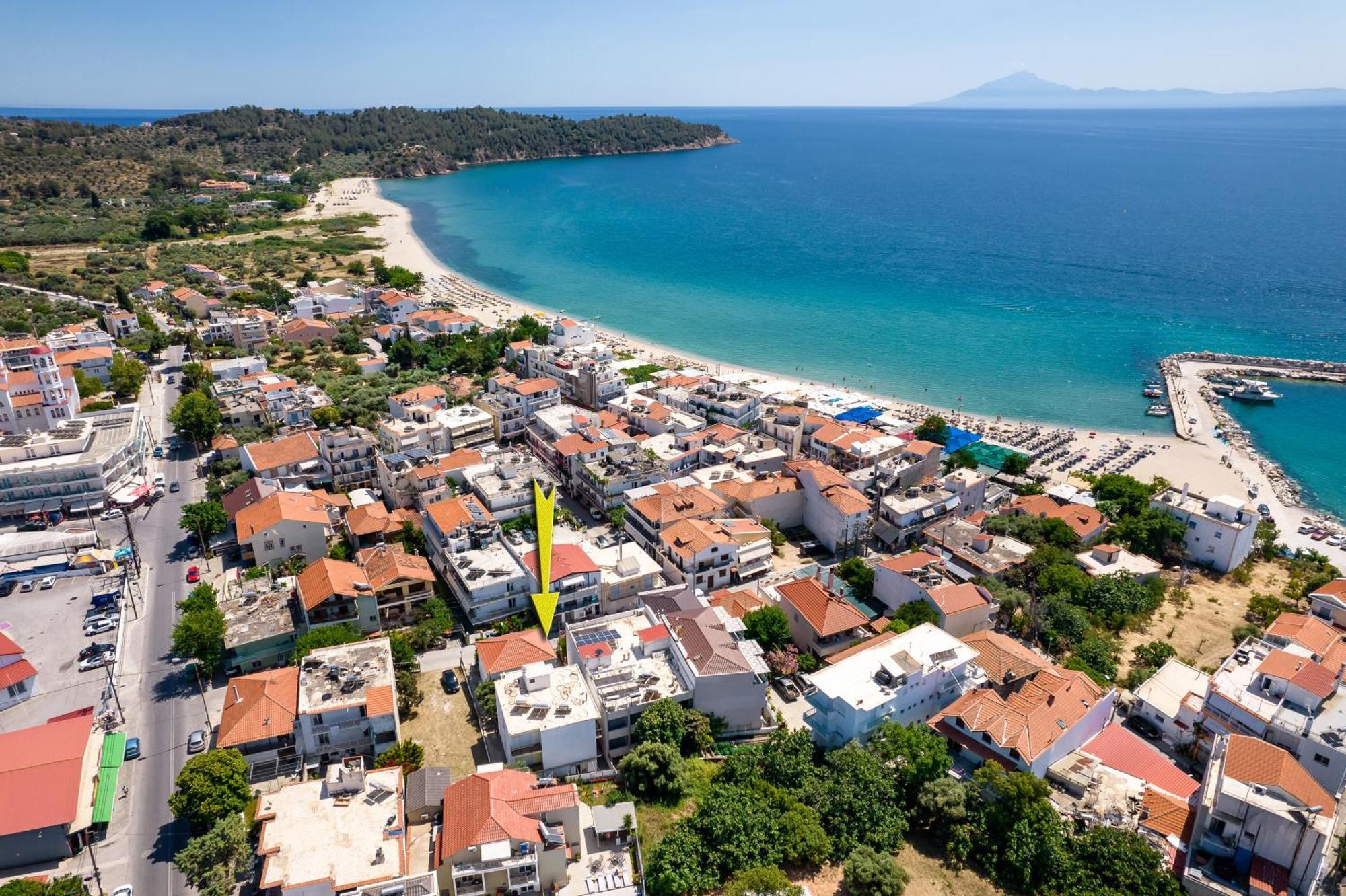Famelia Lampiris Apartment Potos